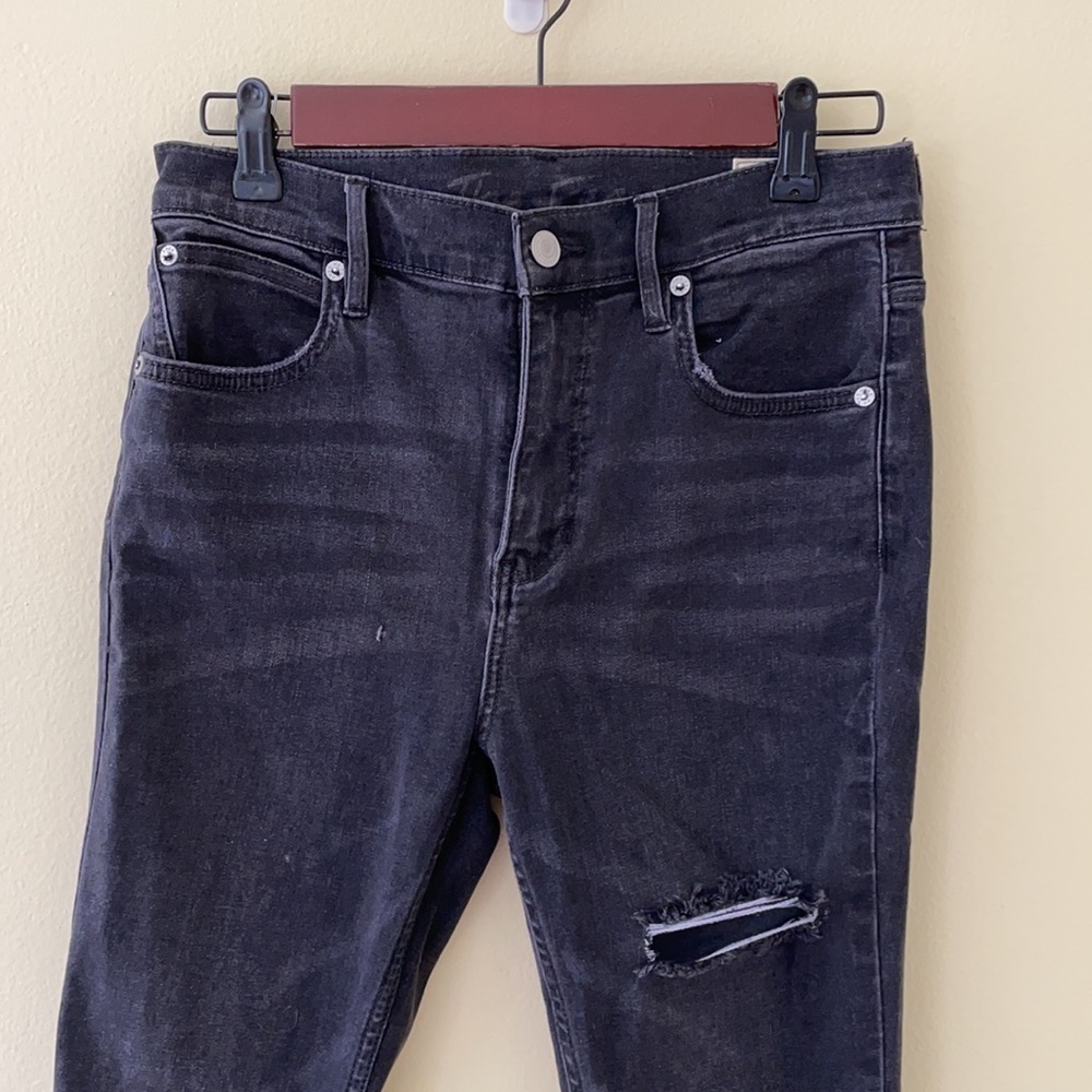 Free People jeans sz 27 frayed hi/lo hem!
